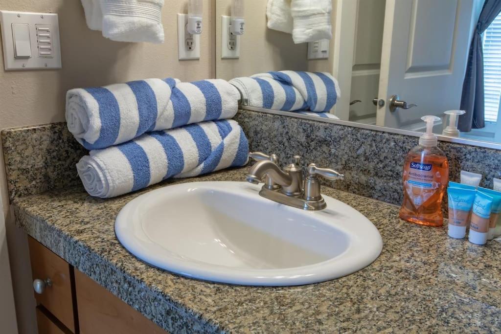 Rockaway Beach Vibes,Waterfront Oceanfront Rockaway Beach House Near Downtown,Wifi, Washer Dryer Eksteriør bilde