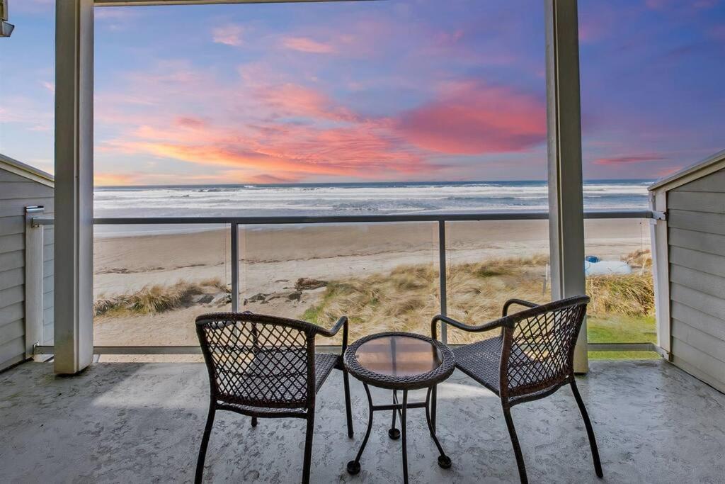 Rockaway Beach Vibes,Waterfront Oceanfront Rockaway Beach House Near Downtown,Wifi, Washer Dryer Eksteriør bilde